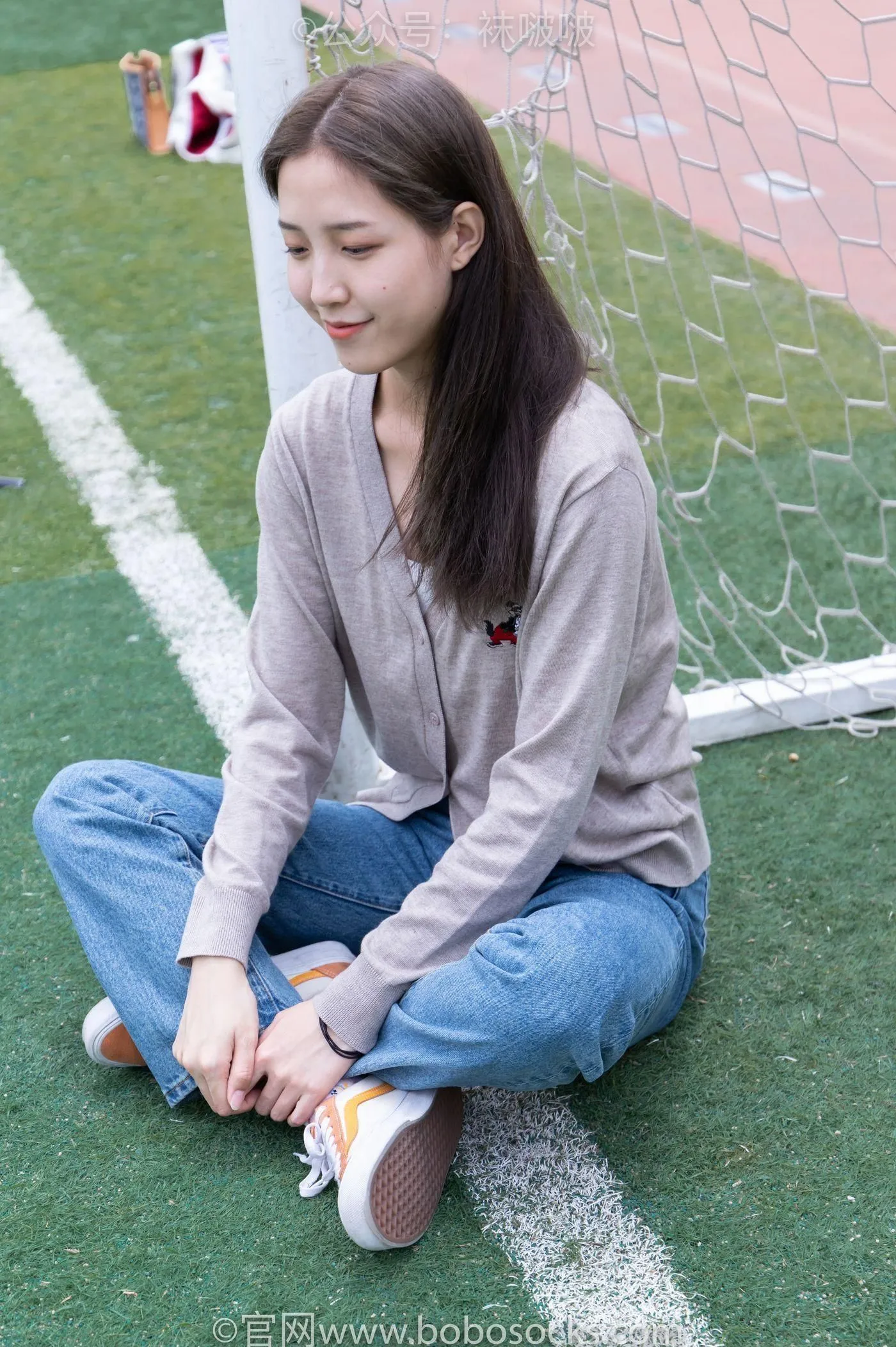 [BoBoSocks袜啵啵]NO.004 泡芙-vans帆布鞋、白棉袜、裸足 [127P]插图